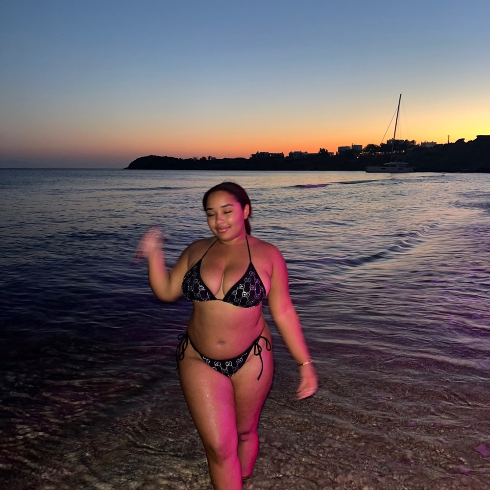 Bathing suit